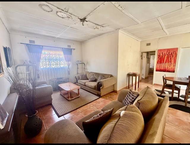 3 BEDROOM HOUSE FOR SALE IN VANDERBIJLPARK CE 1